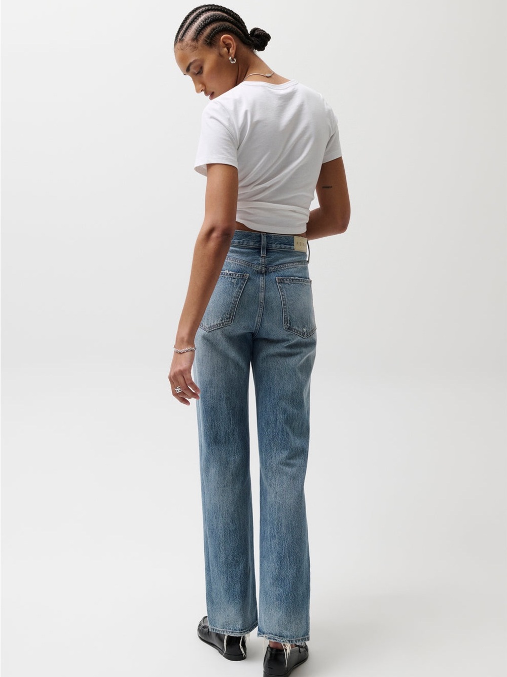 NWT Pistola Cassie Super High Rise Straight Jean Serpentine Vintage 26 $198 MSRP - Picture 2 of 7